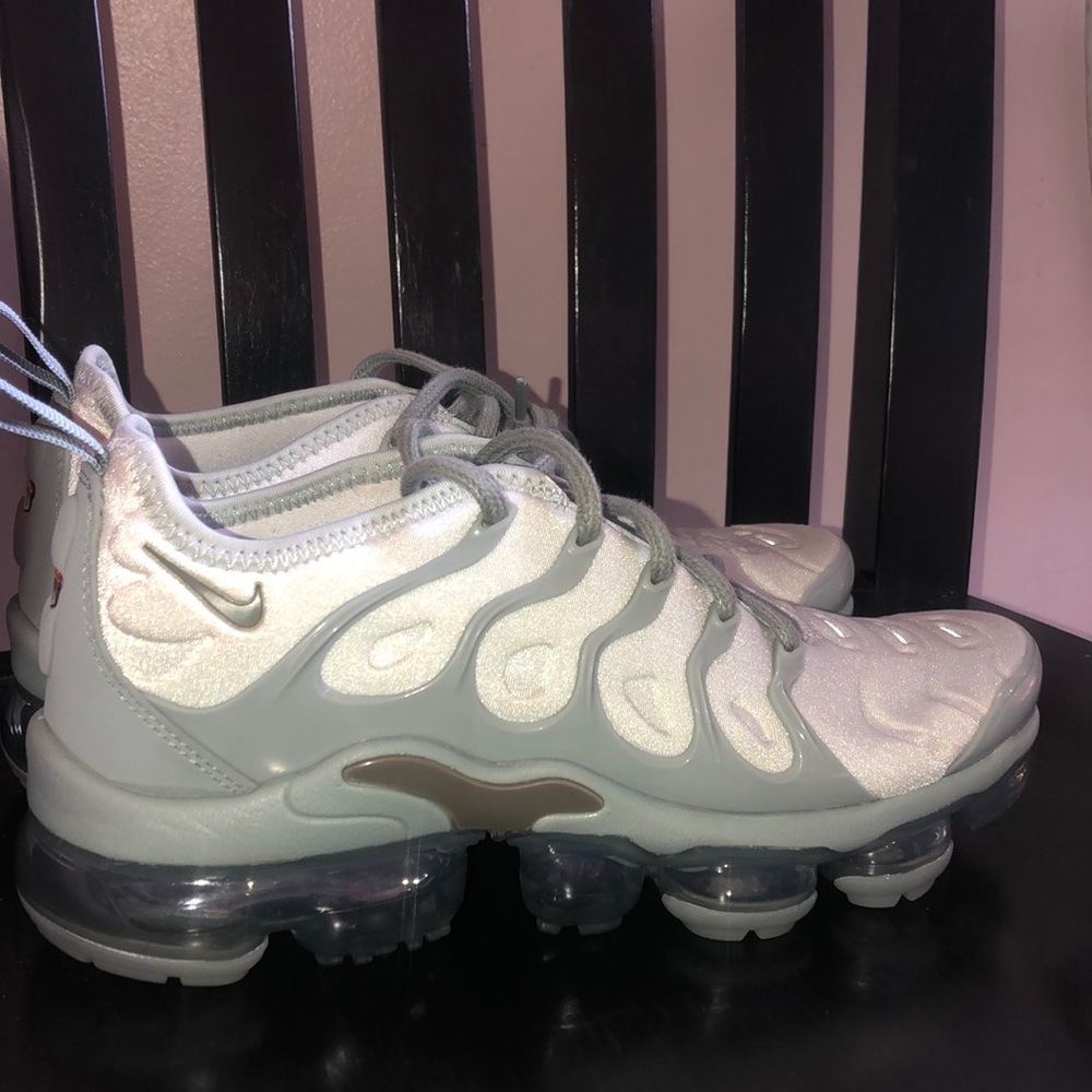 AIR VAPORMAX PLUS SIZE 6.5